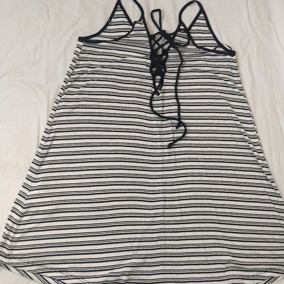 Forever 21 spaghetti V neck top with hot back tie string and stripes all over - Picture 11 of 16